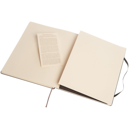 Classic XL hard cover notebook - dotted